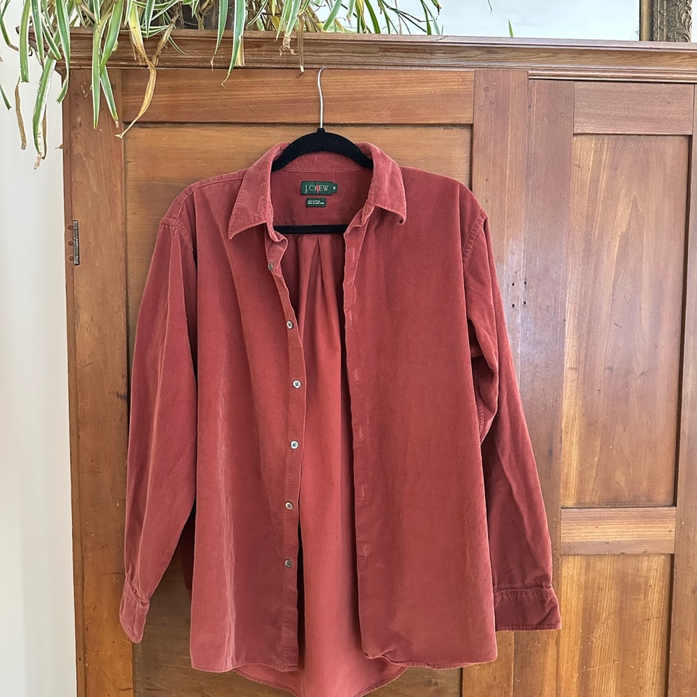 Men's Vintage Corduroy Button-Down Shirt